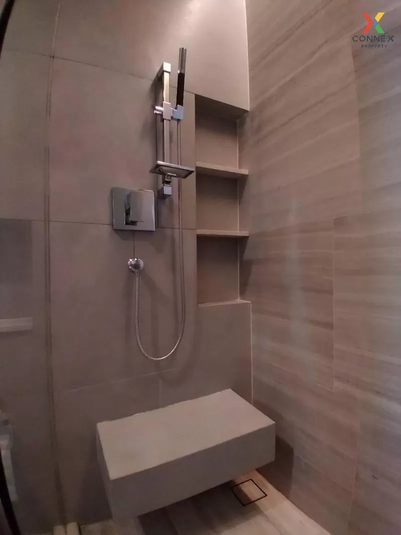 FOR RENT condo , The Diplomat Sathorn , BTS-Surasak , Silom , Ban