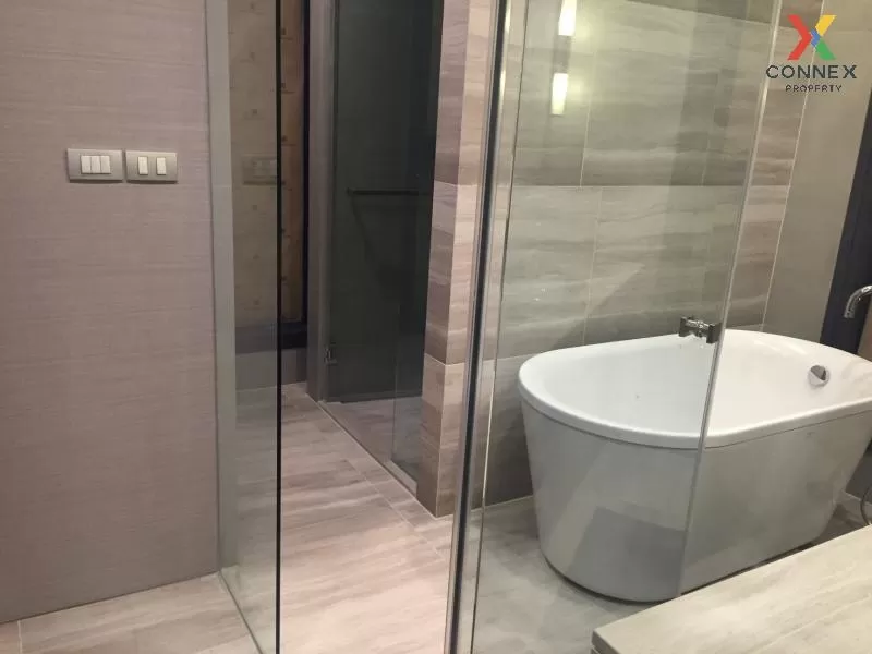 FOR RENT condo , The Diplomat Sathorn , BTS-Surasak , Silom , Ban