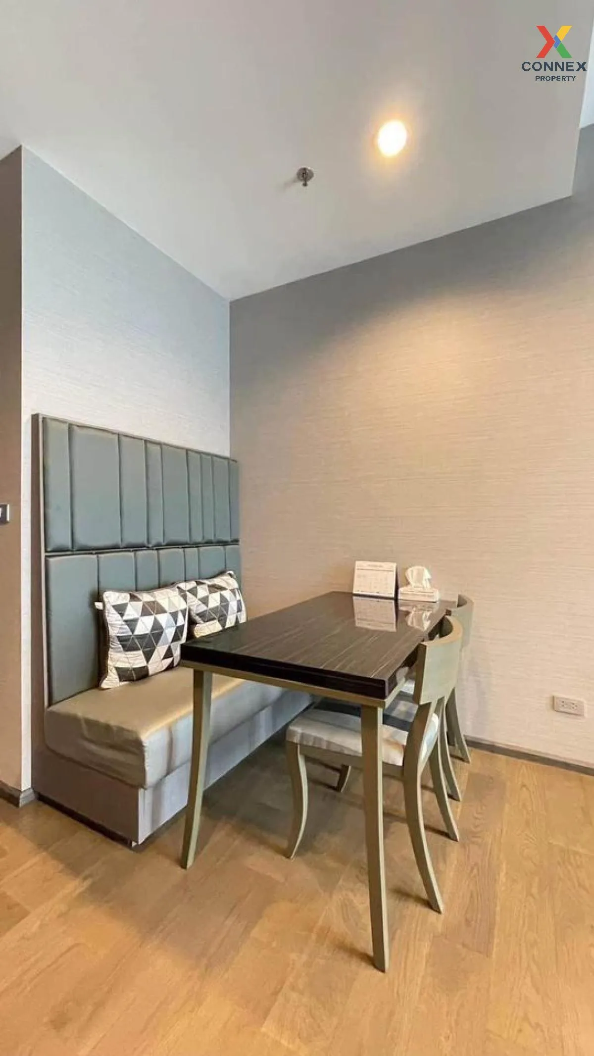 FOR SALE condo , The Diplomat Sathorn , BTS-Surasak , Silom , Ban