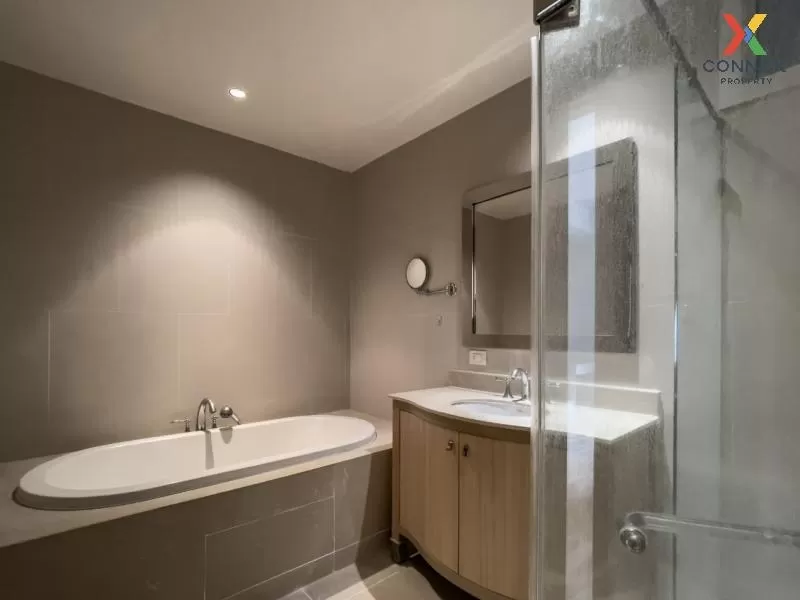 เช่าคอนโด  ดิ เอ็มไพร์ เพลส BTS-ช่องนนทรี ยานนาวา เขต สาทร กรุงเท