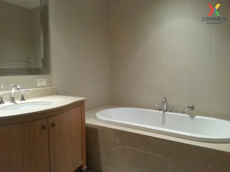 เช่าคอนโด  ดิ เอ็มไพร์ เพลส BTS-ช่องนนทรี ยานนาวา เขต สาทร กรุงเท