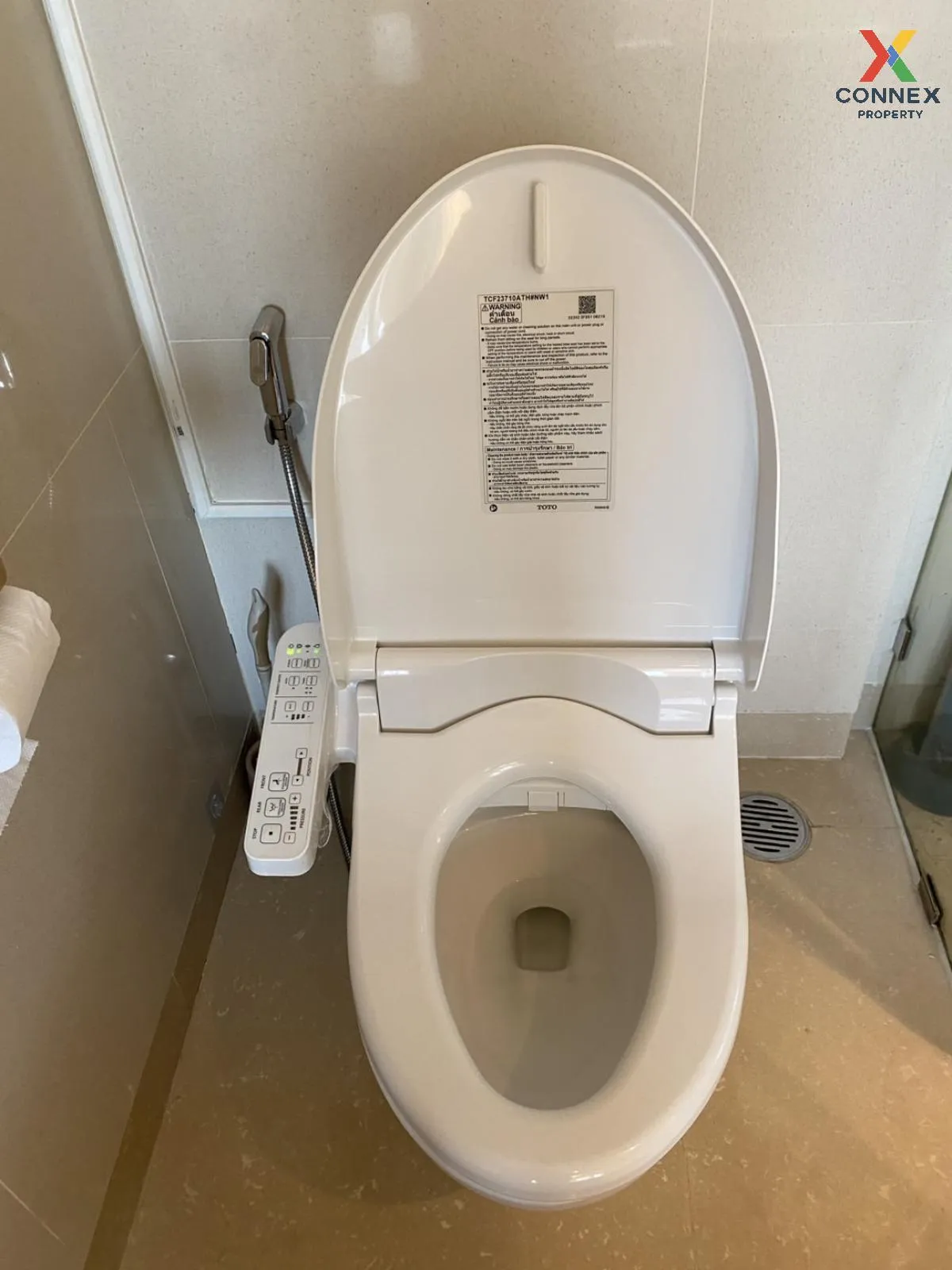 เช่าคอนโด  ดิ เอ็มไพร์ เพลส BTS-ช่องนนทรี ยานนาวา เขต สาทร กรุงเท