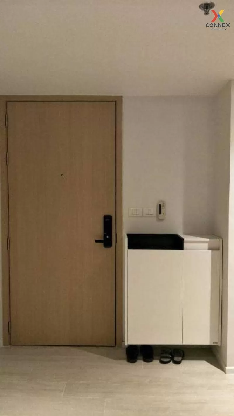 FOR RENT condo , The Lofts Silom , BTS-Surasak , Silom , Bang Rak