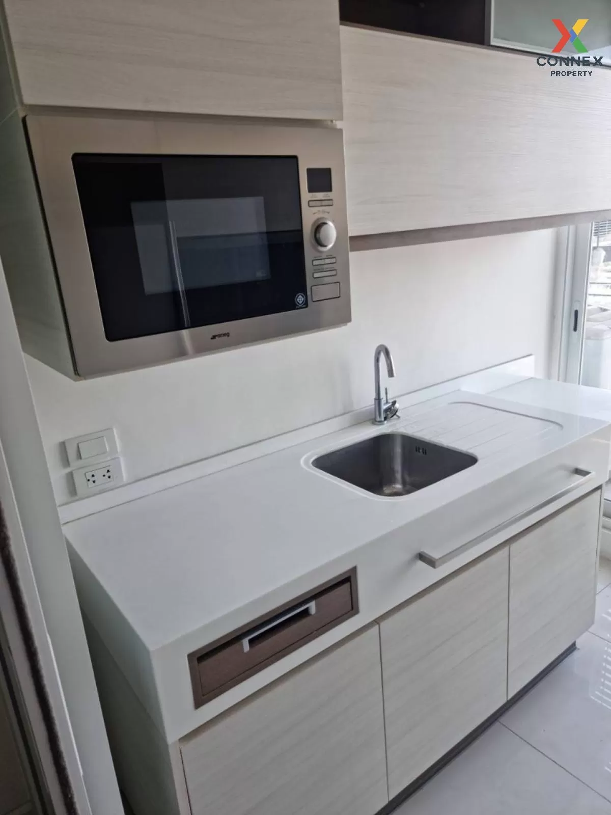 เช่าคอนโด  เดอะ รูม สาทร - ตากสิน BTS-โพธิ์นิมิตร บางยี่เรือ เขต  4