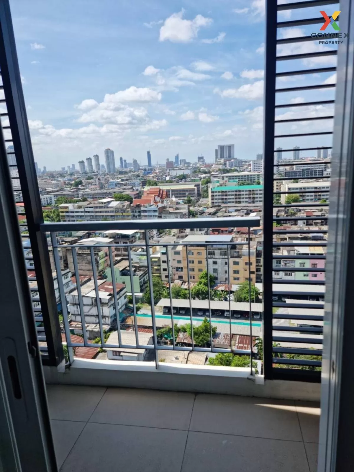 เช่าคอนโด  เดอะ รูม สาทร - ตากสิน BTS-โพธิ์นิมิตร บางยี่เรือ เขต 