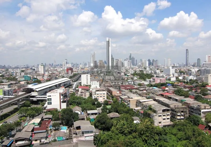 ขายคอนโด  เดอะ รูม สาทร - ตากสิน BTS-โพธิ์นิมิตร บางยี่เรือ เขต ธ