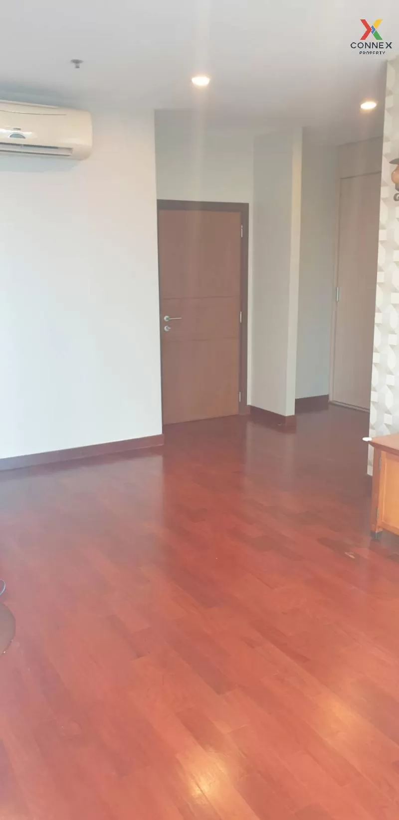 FOR RENT condo , The Star Estate @ Narathiwas , Chong Nonsi , Yan 3