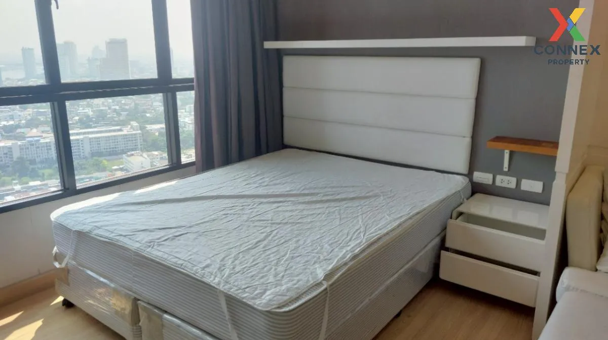 เช่าคอนโด  เออร์บาโน่ แอบโซลูท สาทร-ตากสิน BTS-กรุงธนบุรี คลองต้น