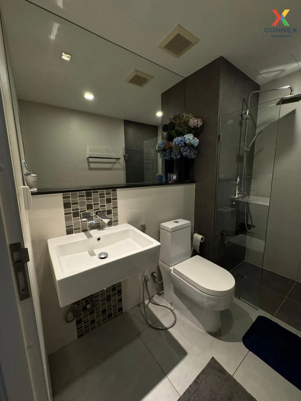 เช่าคอนโด  เออร์บาโน่ แอบโซลูท สาทร-ตากสิน BTS-กรุงธนบุรี คลองต้น