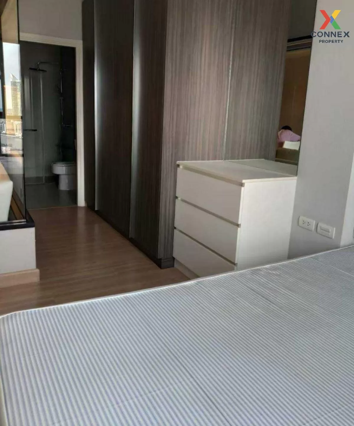 เช่าคอนโด  เออร์บาโน่ แอบโซลูท สาทร-ตากสิน BTS-กรุงธนบุรี คลองต้น