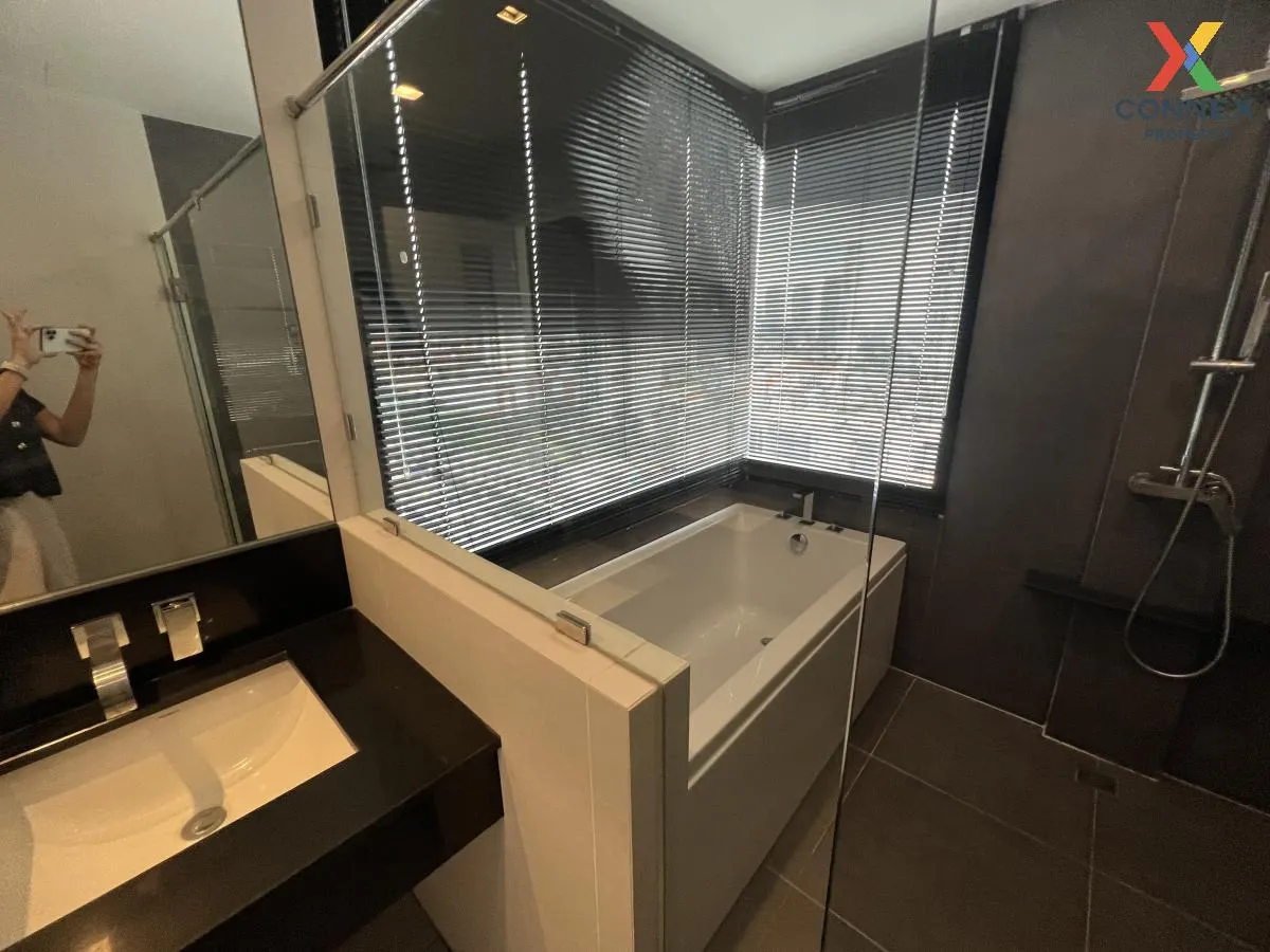 เช่าคอนโด  เออร์บาโน่ แอบโซลูท สาทร-ตากสิน BTS-กรุงธนบุรี คลองต้น