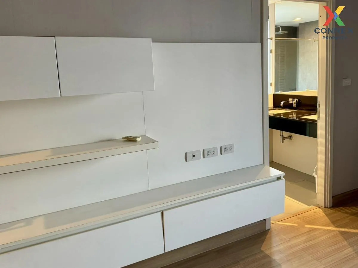 เช่าคอนโด  เออร์บาโน่ แอบโซลูท สาทร-ตากสิน BTS-กรุงธนบุรี คลองต้น