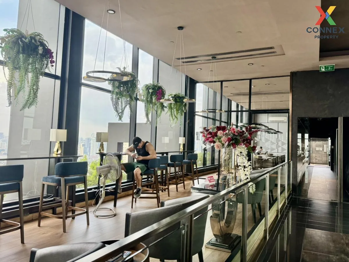 เช่าคอนโด  เออร์บาโน่ แอบโซลูท สาทร-ตากสิน BTS-กรุงธนบุรี คลองต้น