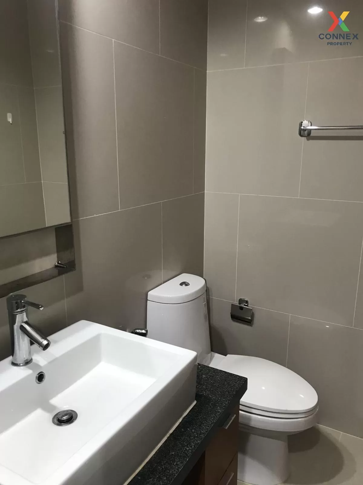 FOR RENT condo , Villa Sathorn , BTS-Krung Thon Buri , Khlong Ton