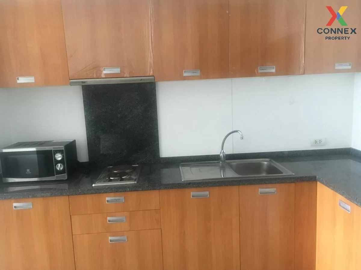 FOR RENT condo , Villa Sathorn , BTS-Krung Thon Buri , Khlong Ton