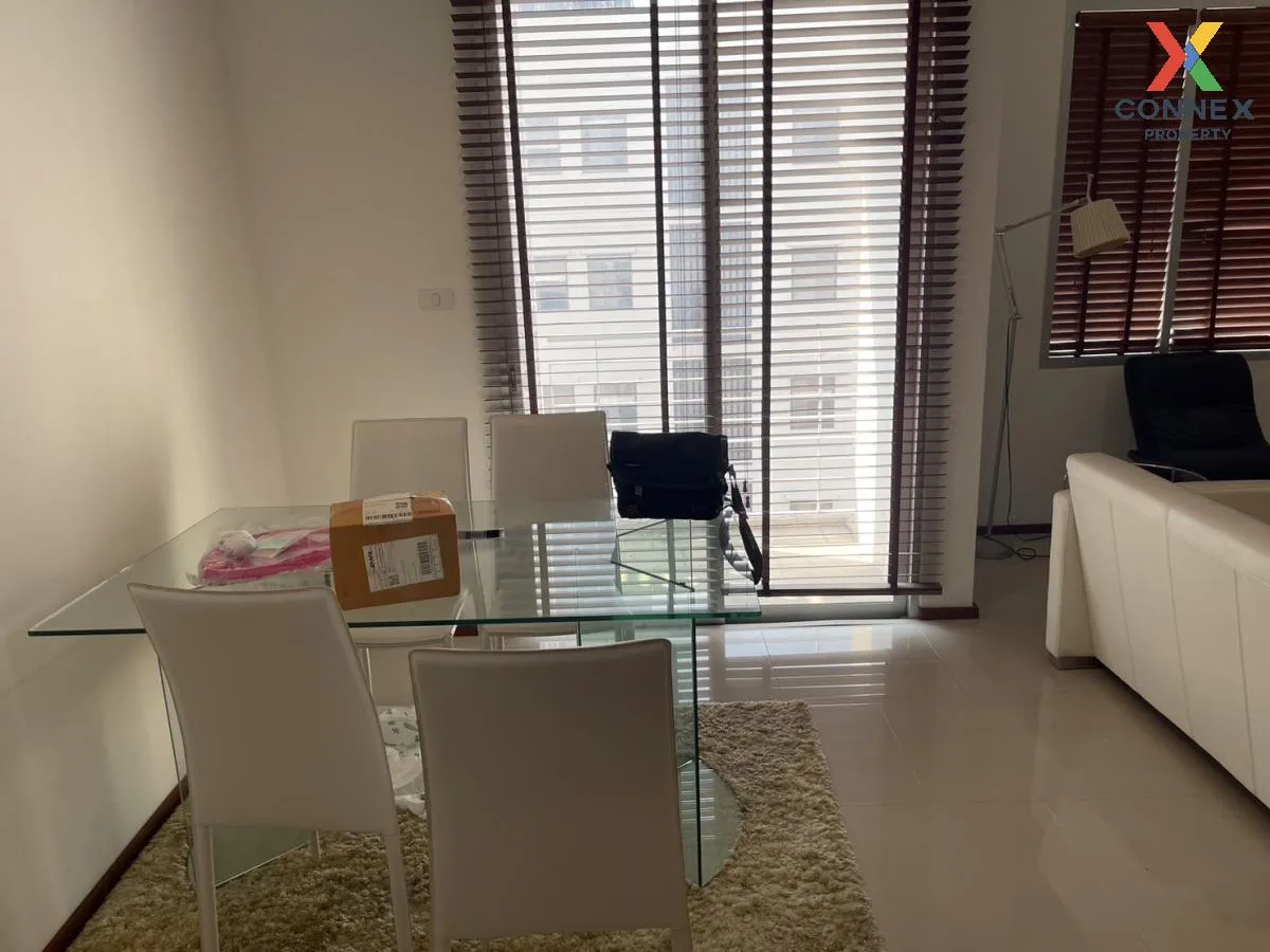 FOR RENT condo , Villa Sathorn , BTS-Krung Thon Buri , Khlong Ton 4