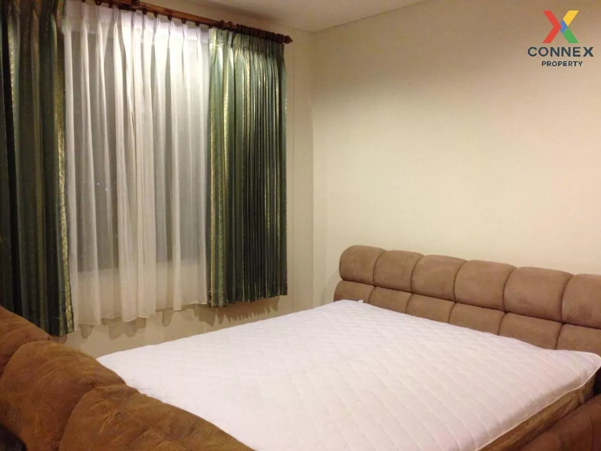 FOR RENT condo , Villa Sathorn , BTS-Krung Thon Buri , Khlong Ton 3