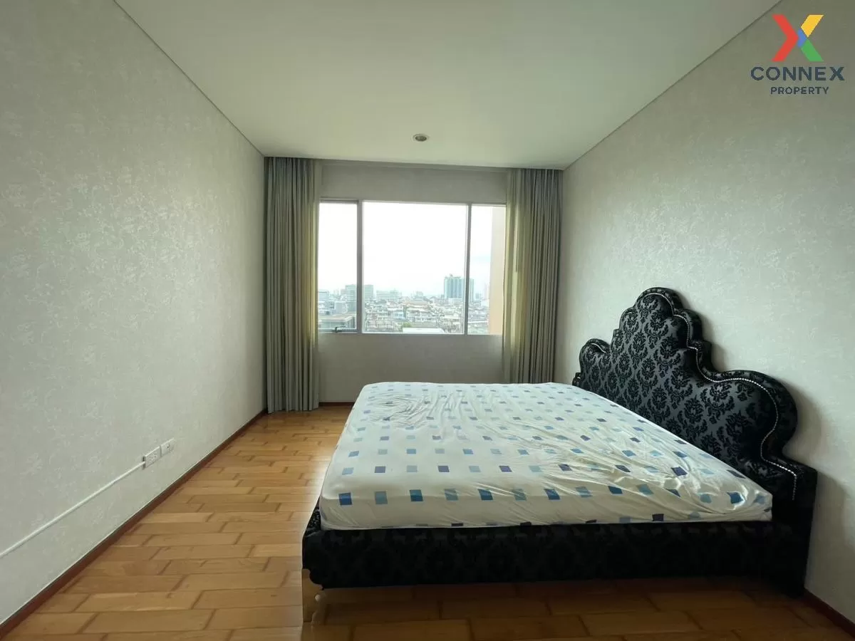 FOR RENT condo , Villa Sathorn , BTS-Krung Thon Buri , Khlong Ton