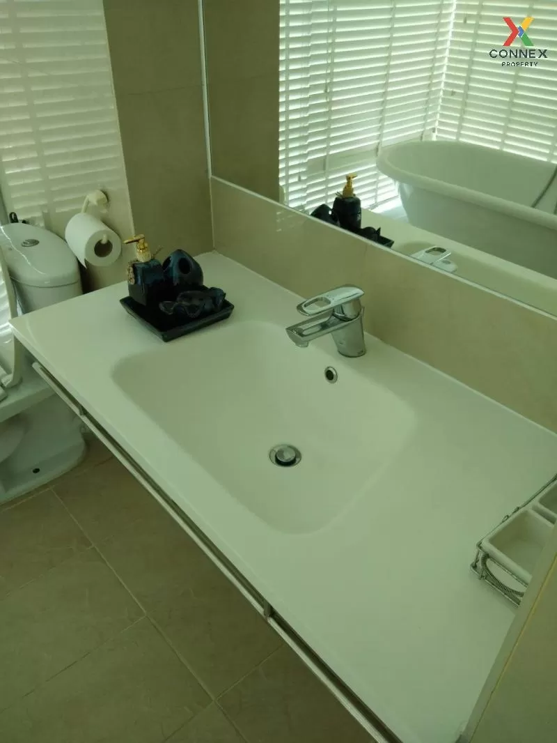 FOR RENT condo , Villa Sathorn , BTS-Krung Thon Buri , Khlong Ton