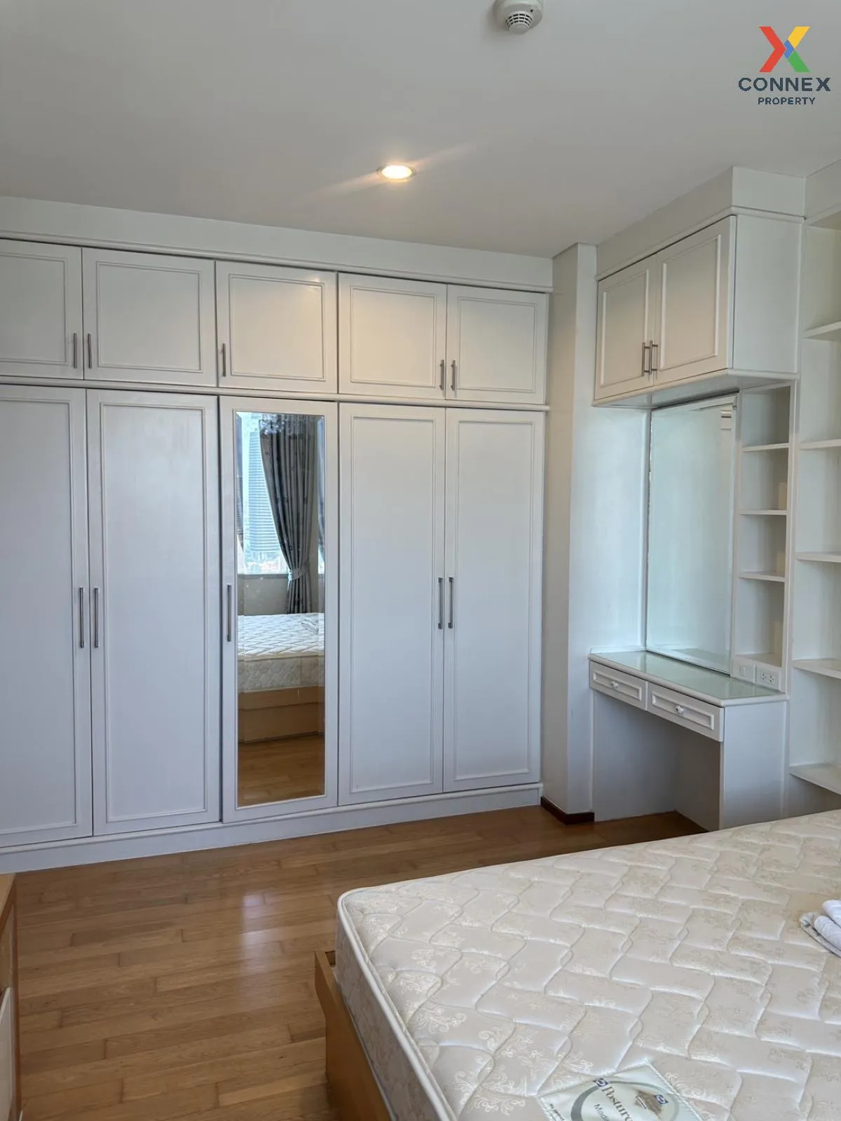 FOR RENT condo , Villa Sathorn , BTS-Krung Thon Buri , Khlong Ton