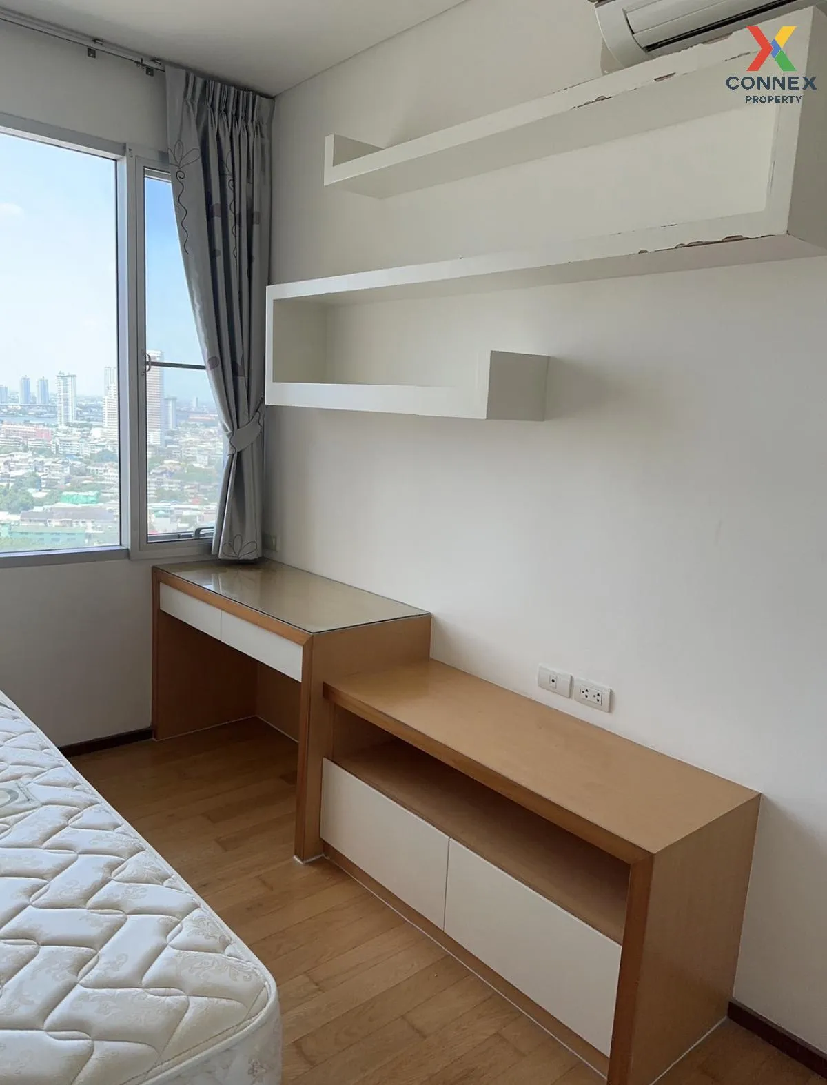 FOR RENT condo , Villa Sathorn , BTS-Krung Thon Buri , Khlong Ton