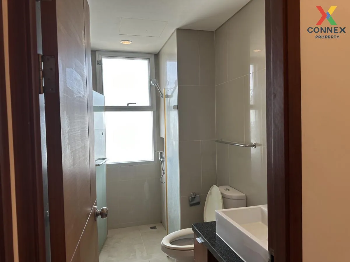 FOR RENT condo , Villa Sathorn , BTS-Krung Thon Buri , Khlong Ton