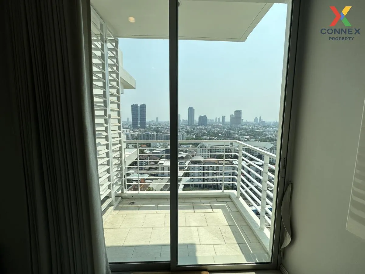 FOR RENT condo , Villa Sathorn , BTS-Krung Thon Buri , Khlong Ton