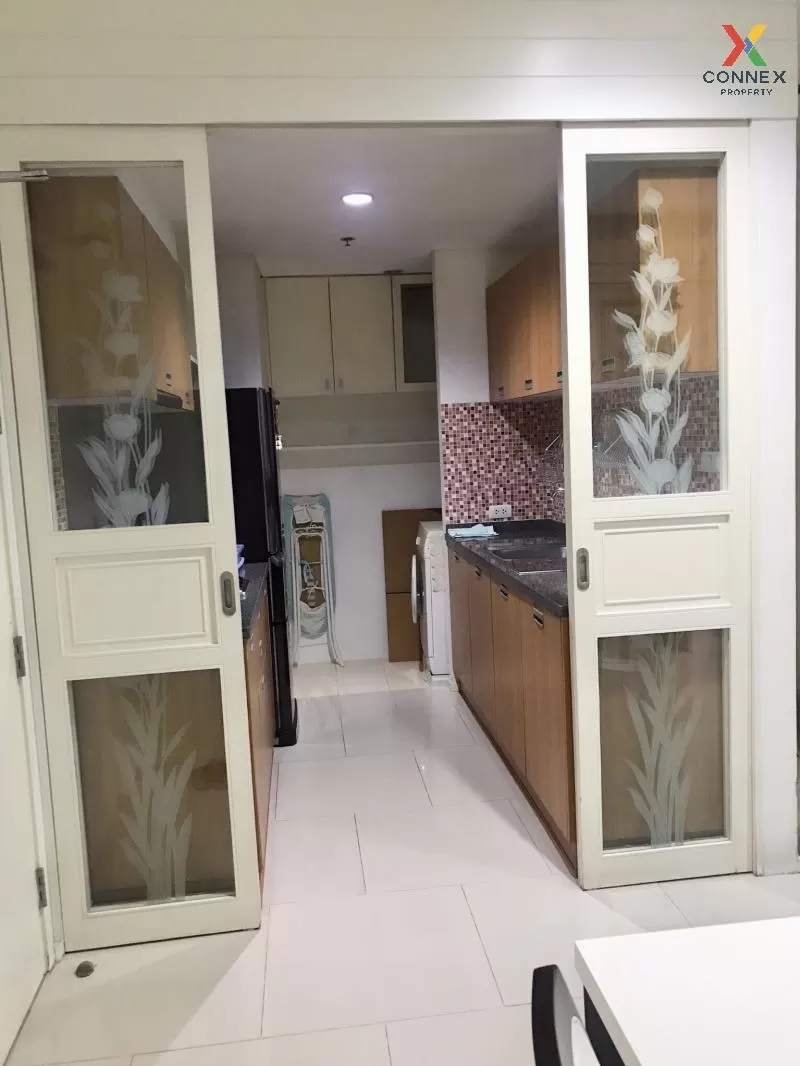 FOR RENT condo , Villa Sathorn , BTS-Krung Thon Buri , Khlong Ton