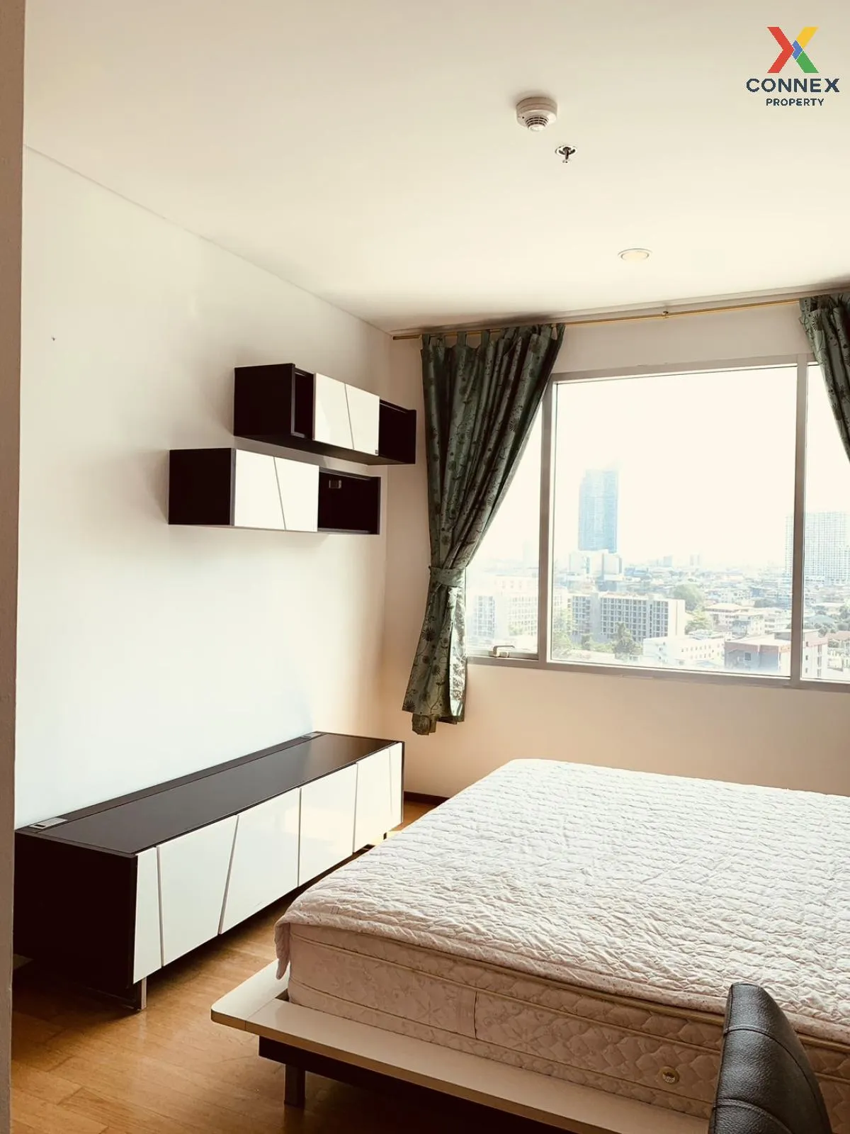 FOR RENT condo , Villa Sathorn , BTS-Krung Thon Buri , Khlong Ton 2