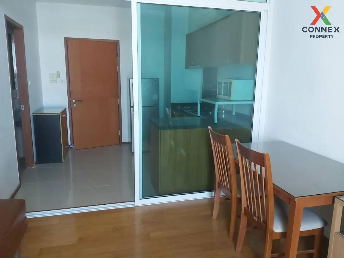 FOR RENT condo , Villa Sathorn , BTS-Krung Thon Buri , Khlong Ton