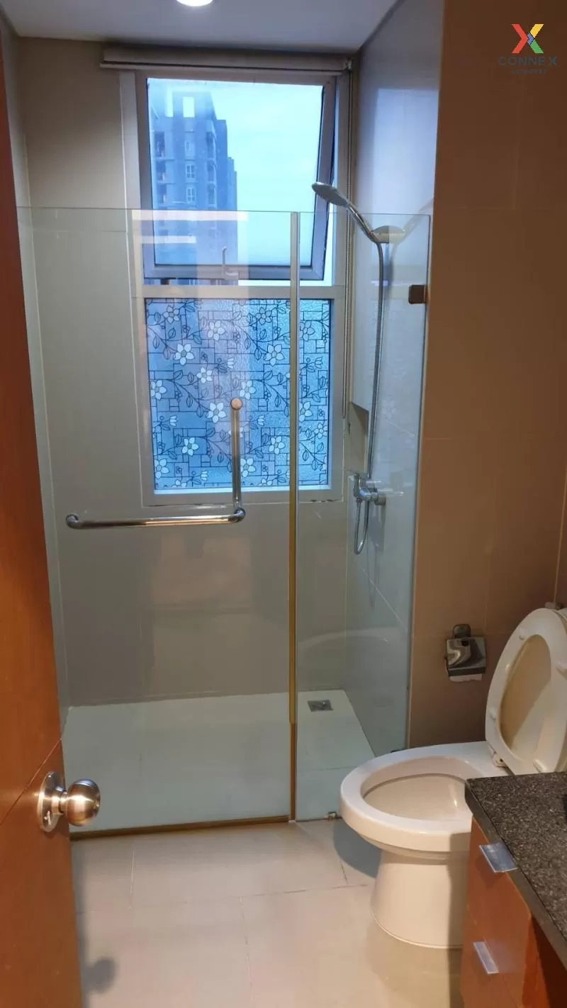 FOR RENT condo , Villa Sathorn , BTS-Krung Thon Buri , Khlong Ton