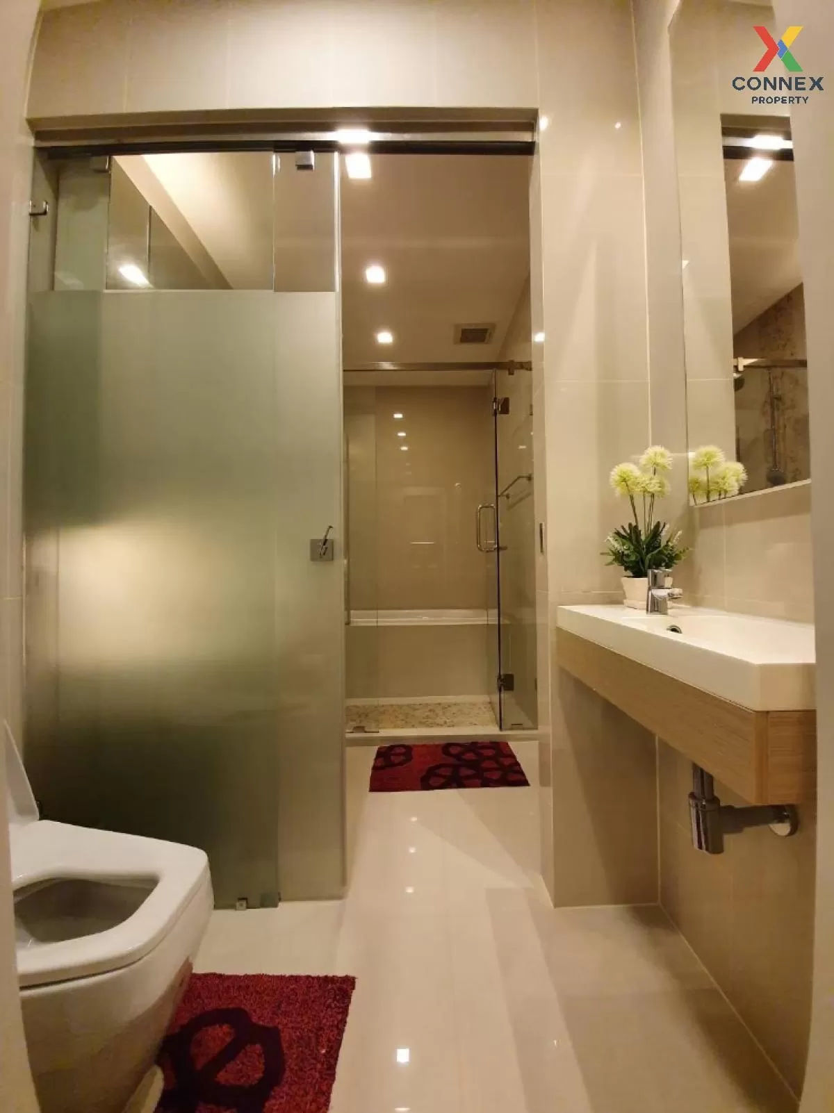 เช่าคอนโด  คิว อโศก MRT-เพชรบุรี มักกะสัน เขต ราชเทวี กรุงเทพ CX-