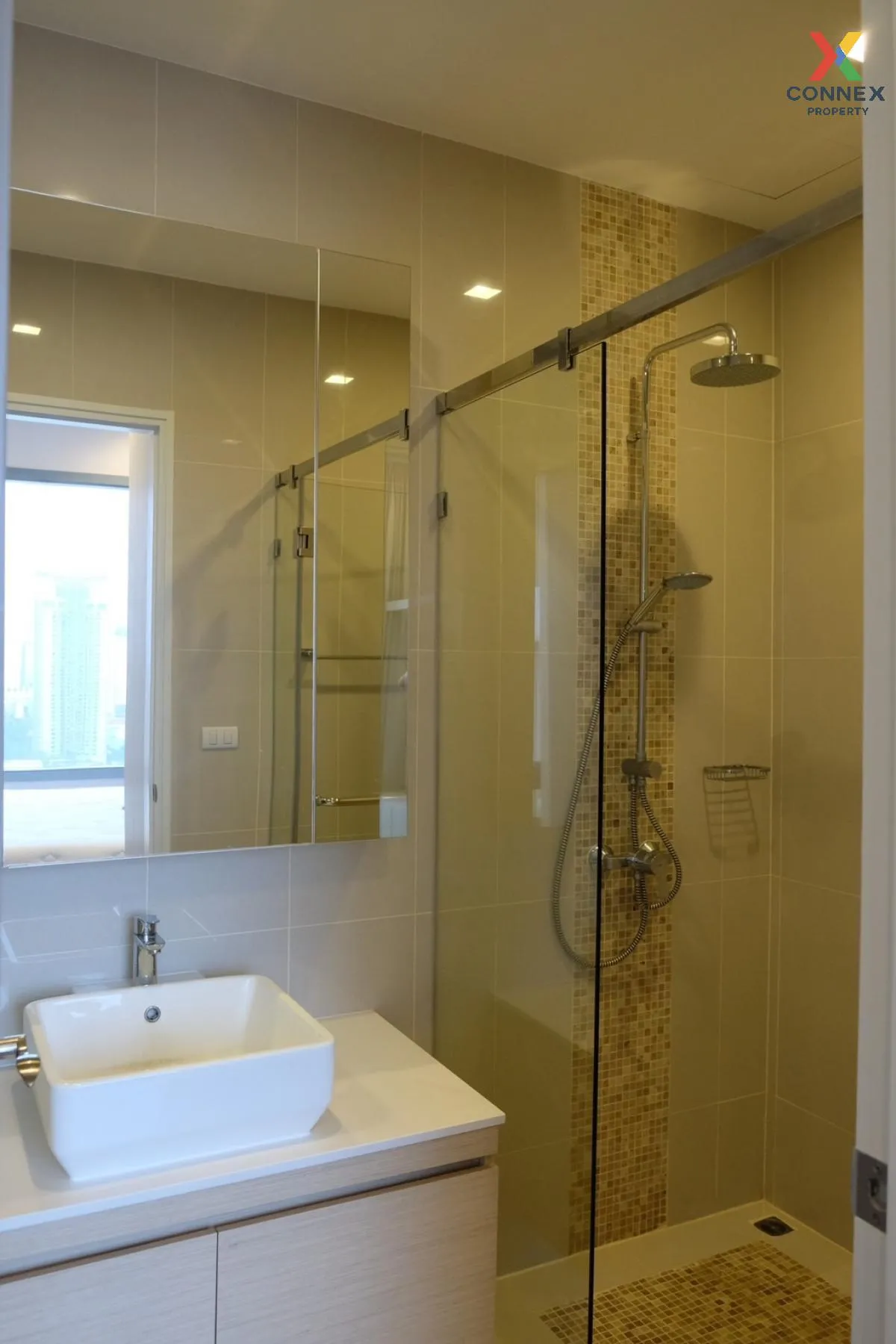 FOR RENT condo , Q Asoke , MRT-Phetchaburi , Makkasan , Rat Thewi