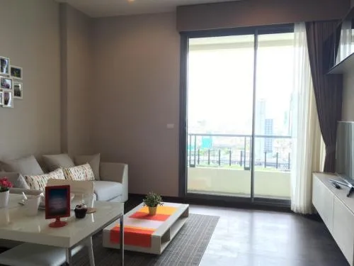 เช่าคอนโด  คิว อโศก MRT-เพชรบุรี มักกะสัน เขต ราชเทวี กรุงเทพ CX-33996