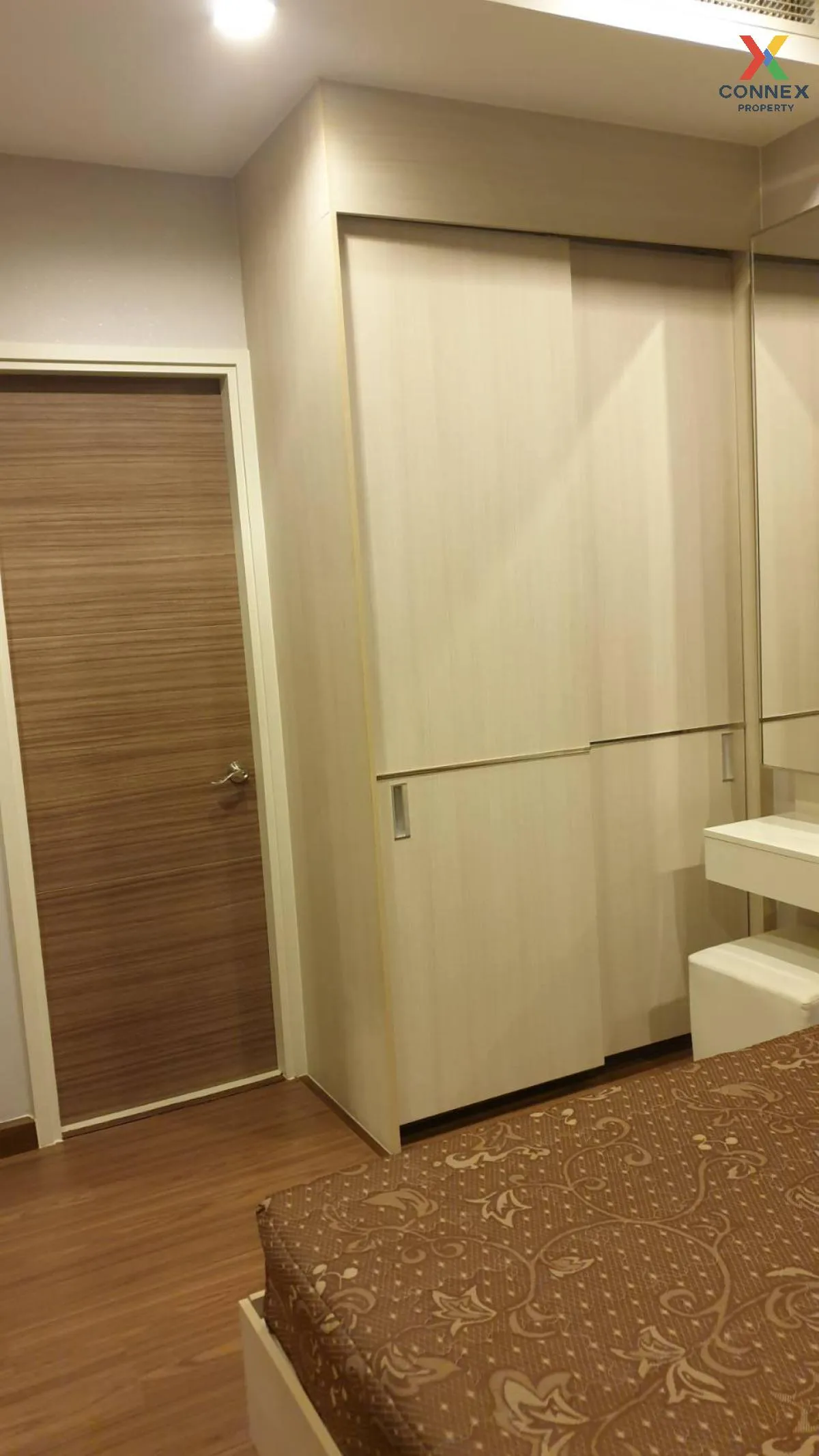 เช่าคอนโด  คิว อโศก MRT-เพชรบุรี มักกะสัน เขต ราชเทวี กรุงเทพ CX-