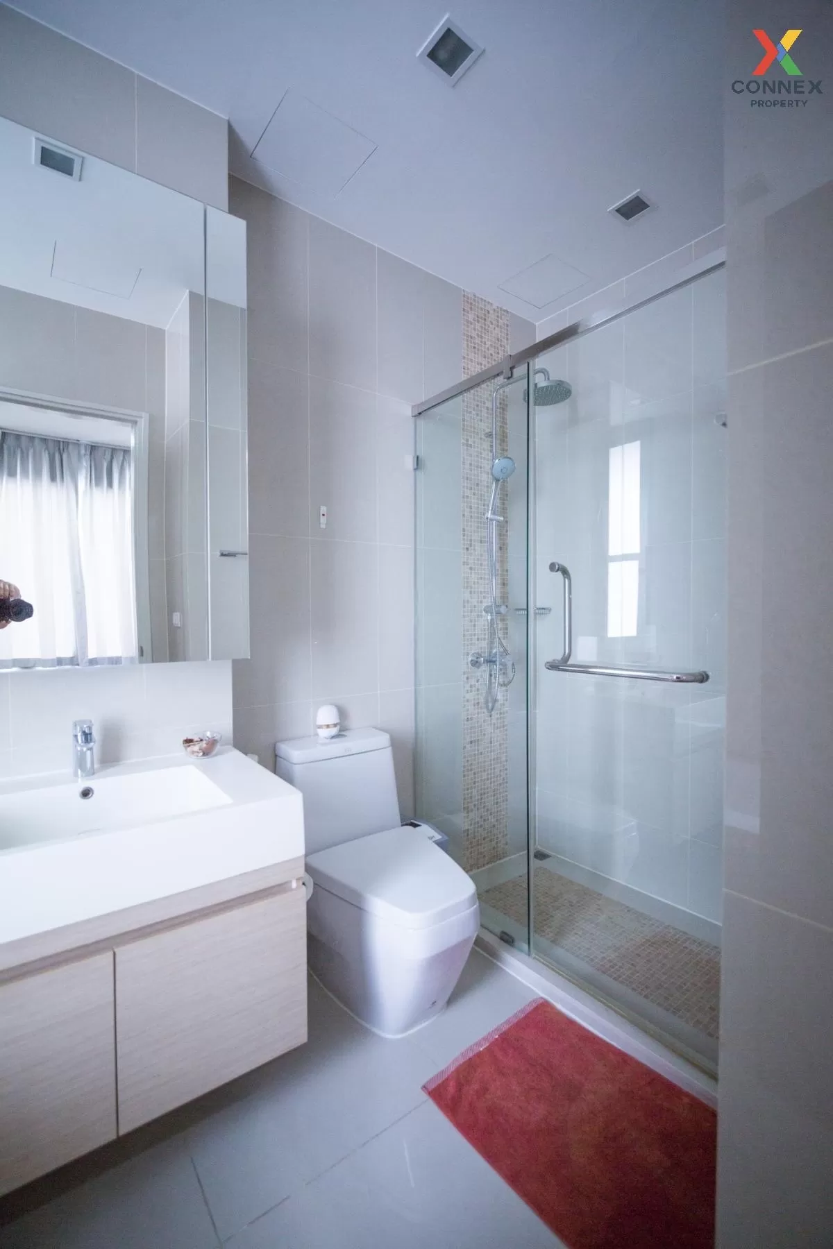 เช่าคอนโด  คิว อโศก MRT-เพชรบุรี มักกะสัน เขต ราชเทวี กรุงเทพ CX-