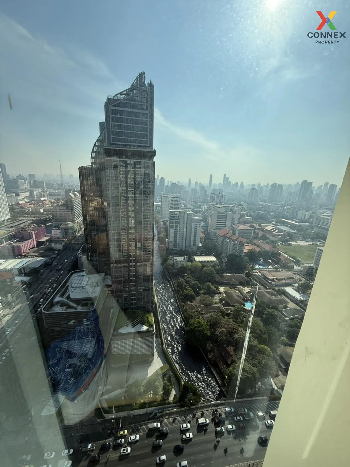 เช่าคอนโด  คิว อโศก MRT-เพชรบุรี มักกะสัน เขต ราชเทวี กรุงเทพ CX-