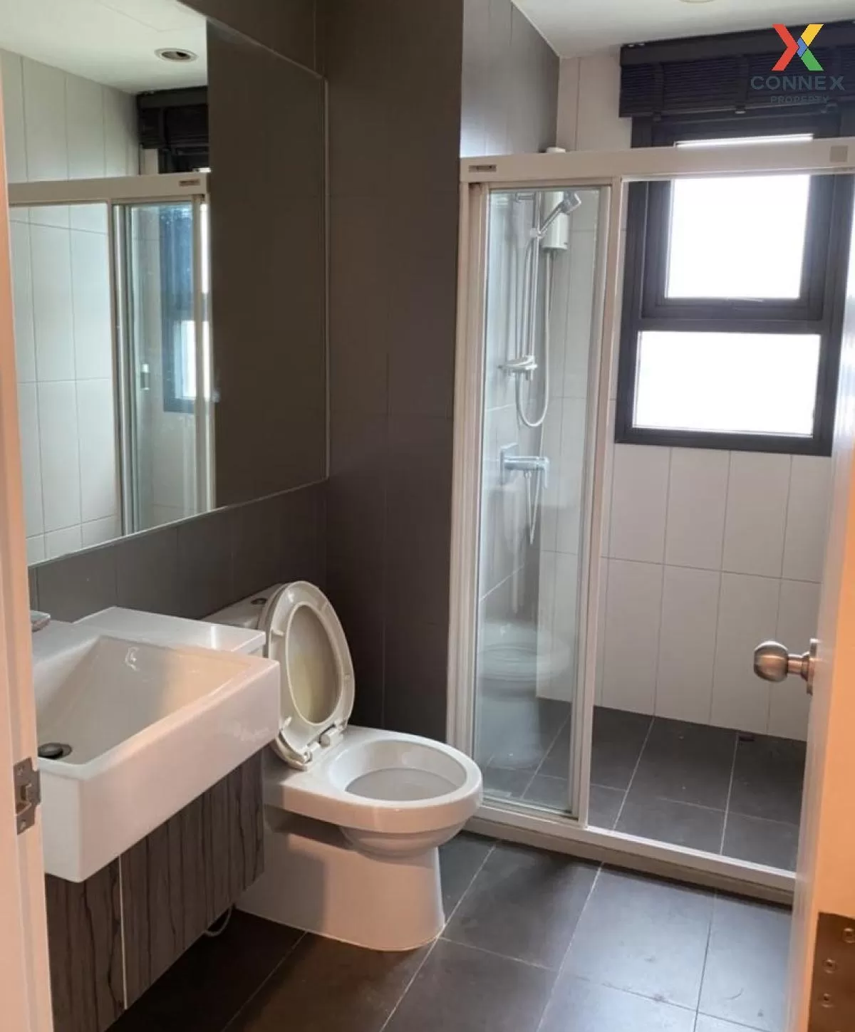 เช่าคอนโด  เซ็นทริค รัชดา - ห้วยขวาง ห้องมุม รีโนเวทใหม่ MRT-ห้วย เช่าคอนโด  เซ็นทริค รัชดา - ห้วยขวาง ห้องมุม รีโนเวทใหม่ MRT-ห้วย