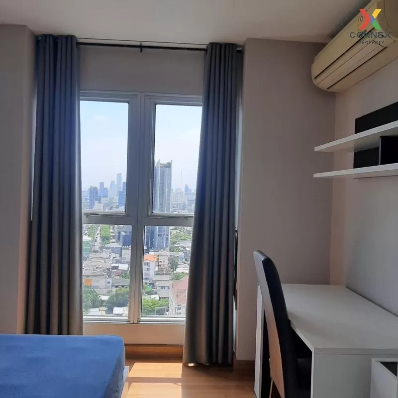 FOR RENT condo , Centric Ratchada - Suthisan , MRT-Sutthisan , Su