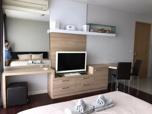 เช่าคอนโด  เซอร์เคิล คอนโดมิเนียม MRT-เพชรบุรี ถนนเพชรบุรี เขต ราชเทวี กรุงเทพ CX-36675