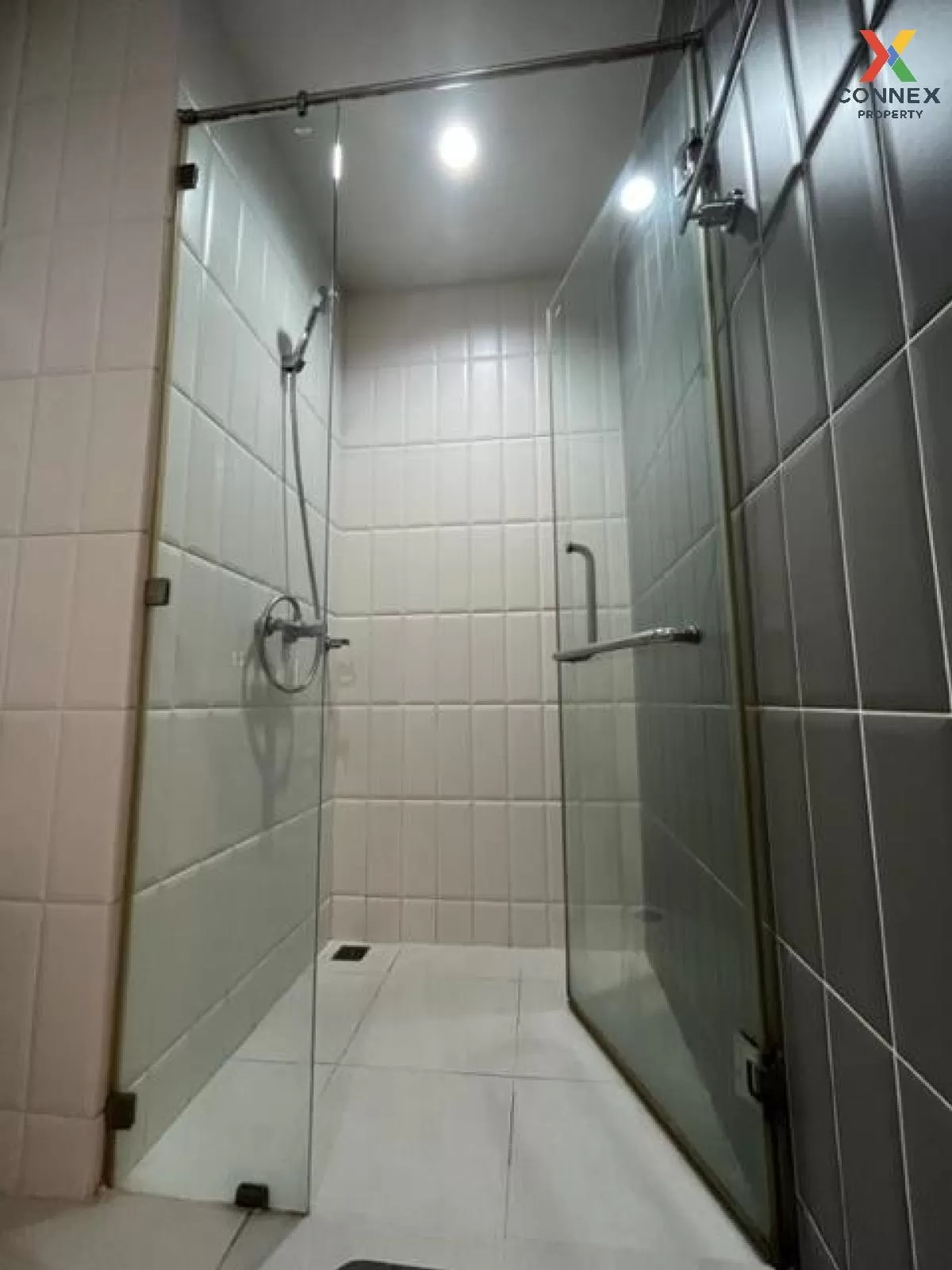 เช่าคอนโด  เซอร์เคิล คอนโดมิเนียม MRT-เพชรบุรี ถนนเพชรบุรี เขต รา