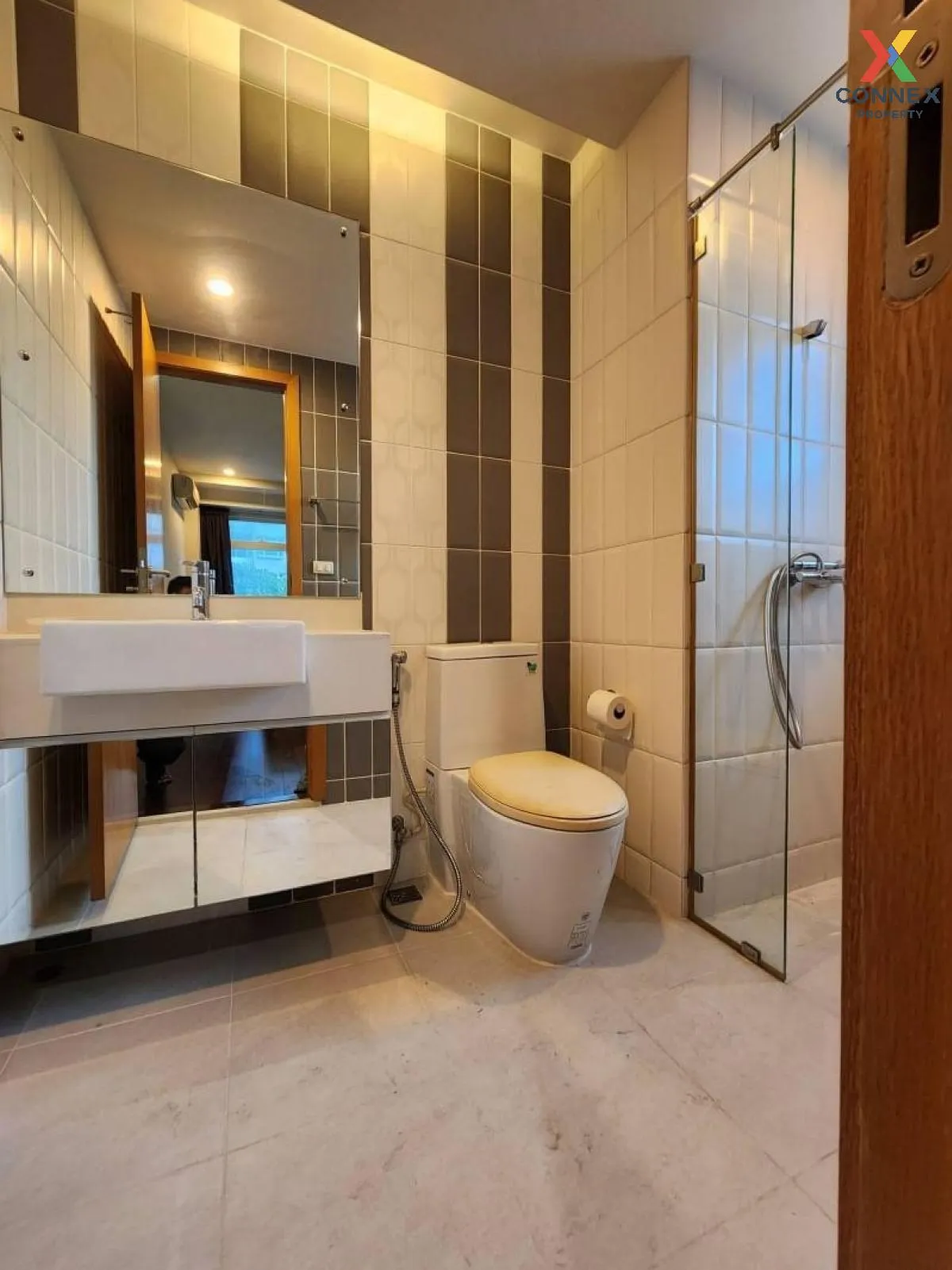 FOR SALE condo , Circle Condominium , MRT-Phetchaburi , Thanon Ph