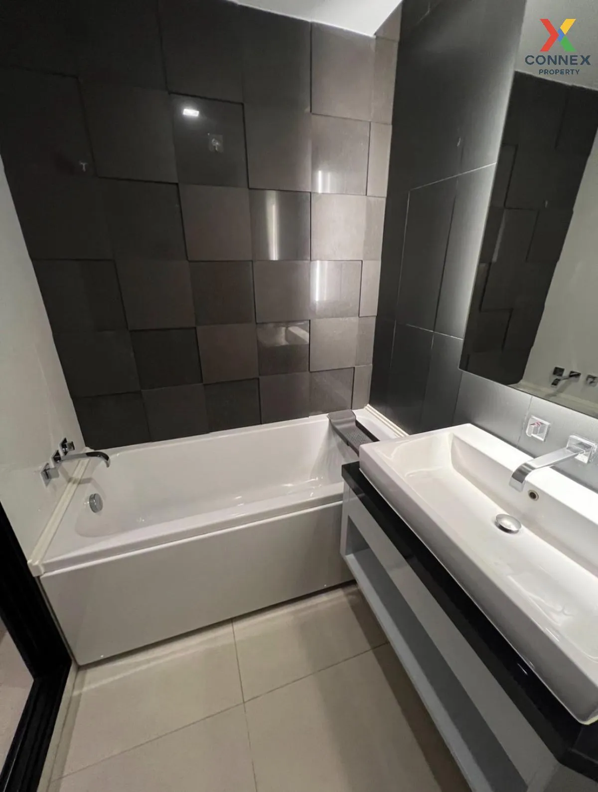 FOR RENT condo , IVY Ampio , MRT-Thailand Cultural Centre , Huai 