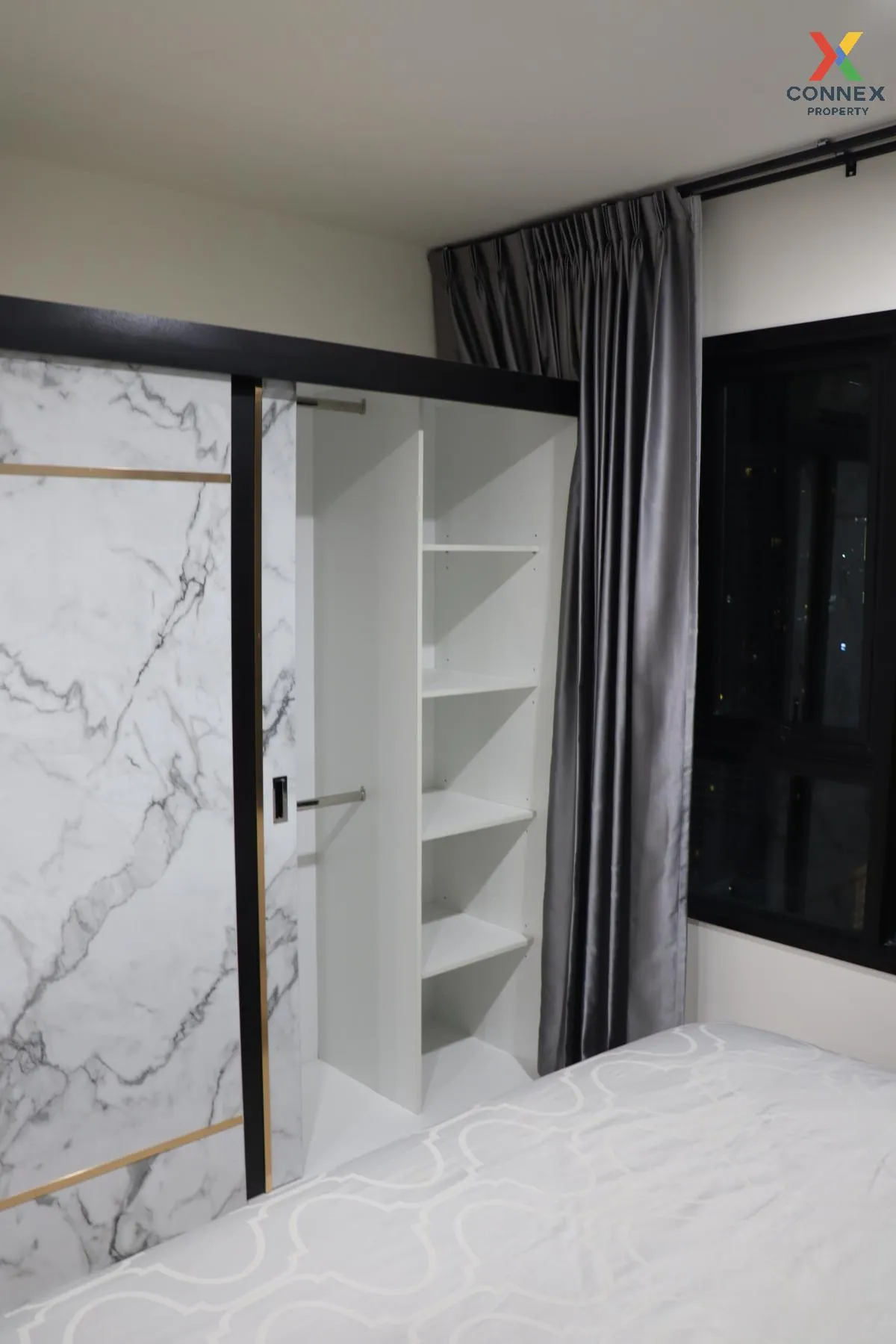 FOR RENT condo , Life Asoke , MRT-Phetchaburi , Bang Kapi , Huai 