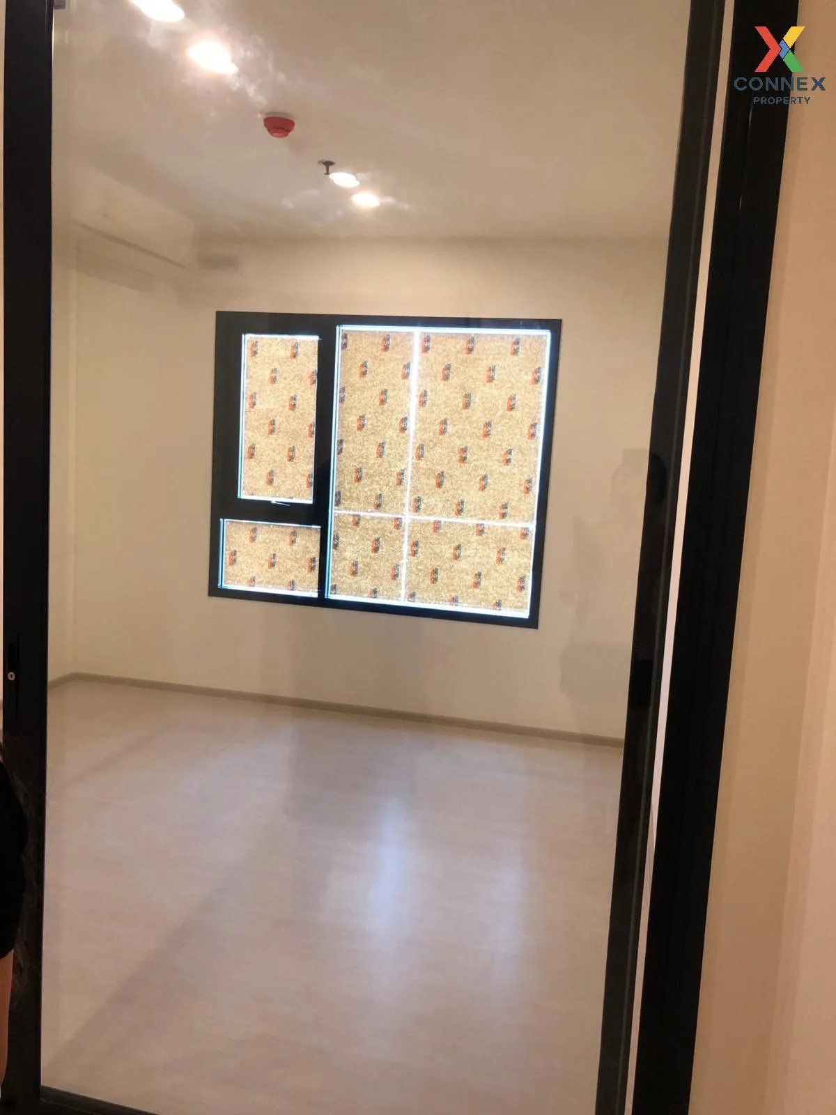 FOR SALE condo , Life Asoke , MRT-Phetchaburi , Bang Kapi , Huai 