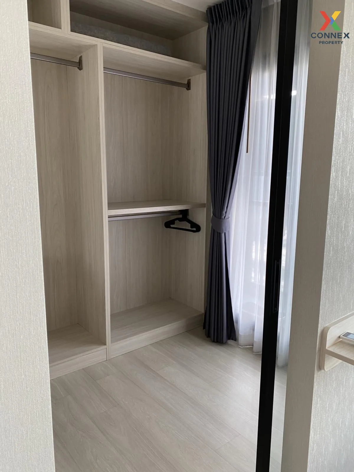 FOR RENT condo , Life Asoke , MRT-Phetchaburi , Bang Kapi , Huai  FOR RENT condo , Life Asoke , MRT-Phetchaburi , Bang Kapi , Huai