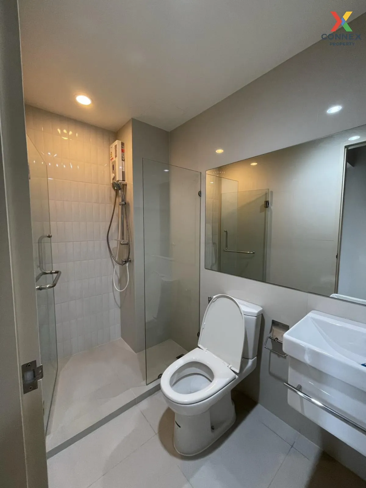 เช่าคอนโด  ไลฟ์ อโศก MRT-เพชรบุรี บางกะปิ เขต ห้วยขวาง กรุงเทพ CX