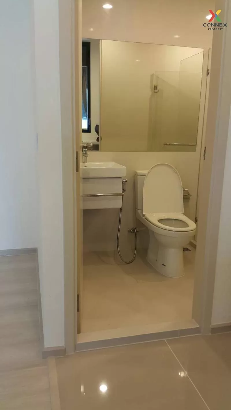 FOR SALE condo , Life Asoke , MRT-Phetchaburi , Bang Kapi , Huai  FOR SALE condo , Life Asoke , MRT-Phetchaburi , Bang Kapi , Huai