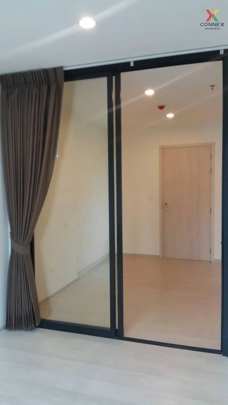 FOR SALE condo , Life Asoke , MRT-Phetchaburi , Bang Kapi , Huai  FOR SALE condo , Life Asoke , MRT-Phetchaburi , Bang Kapi , Huai