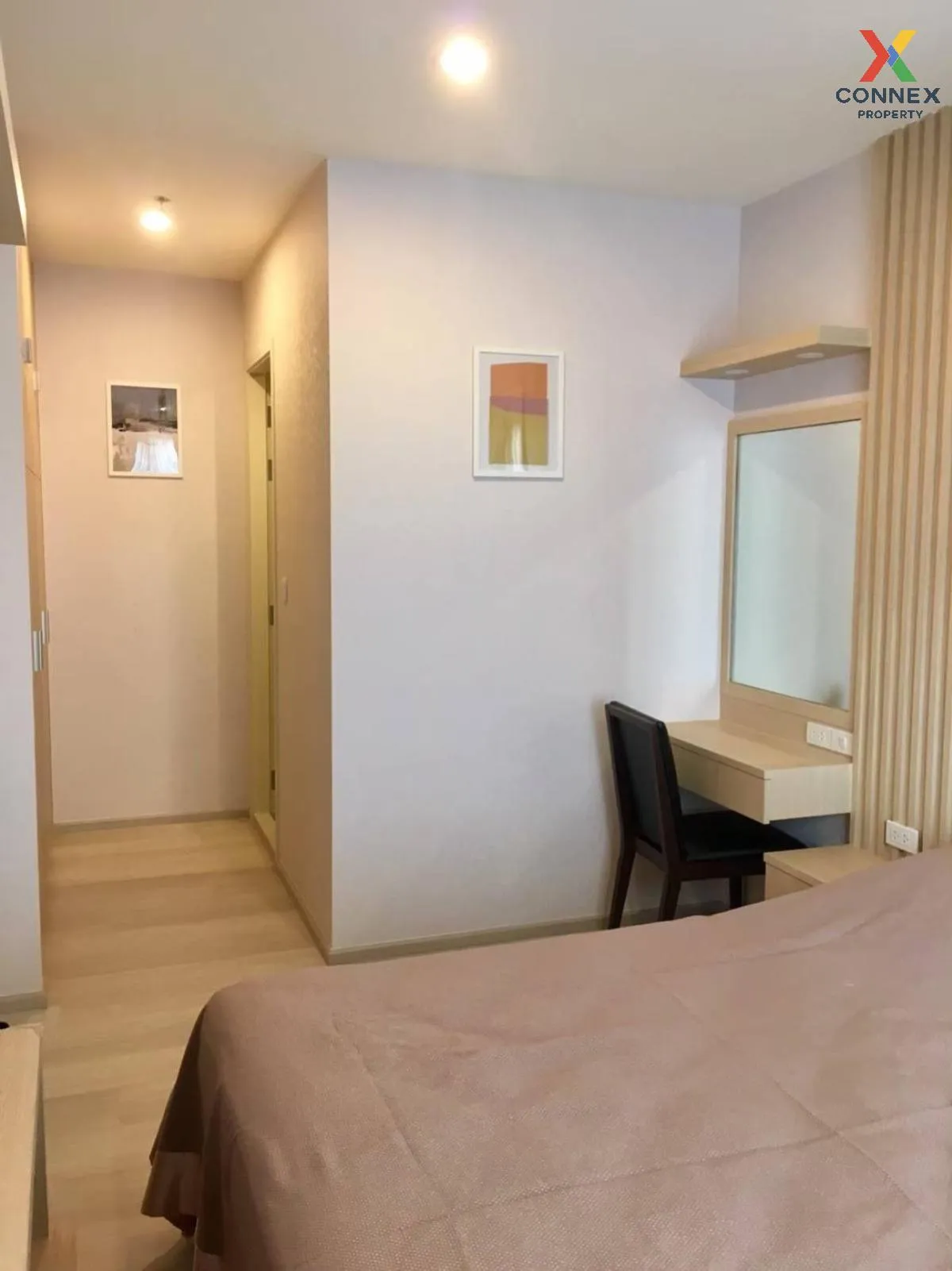 FOR SALE condo , Life Asoke , MRT-Phetchaburi , Bang Kapi , Huai 